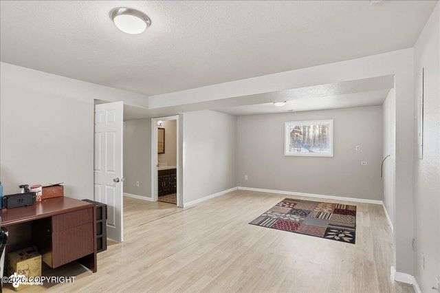 1300 E Holland Avenue, Wasilla, AK 99654