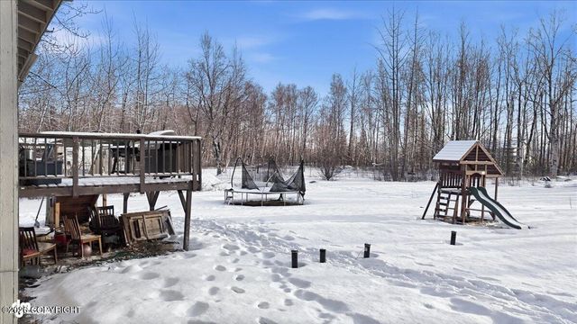 1300 E Holland Avenue, Wasilla, AK 99654