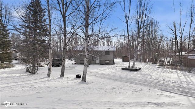 1300 E Holland Avenue, Wasilla, AK 99654