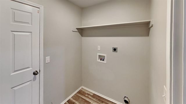 1901 W Autumn Way, Mustang, OK 73064