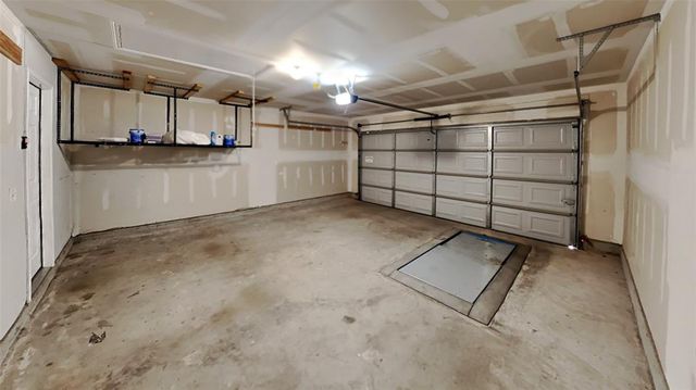 1901 W Autumn Way, Mustang, OK 73064
