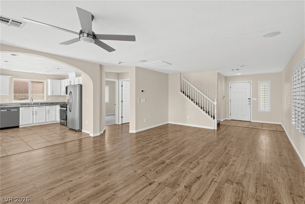 9060 Cedar Door Avenue, Las Vegas, NV 89148 — photo 4
