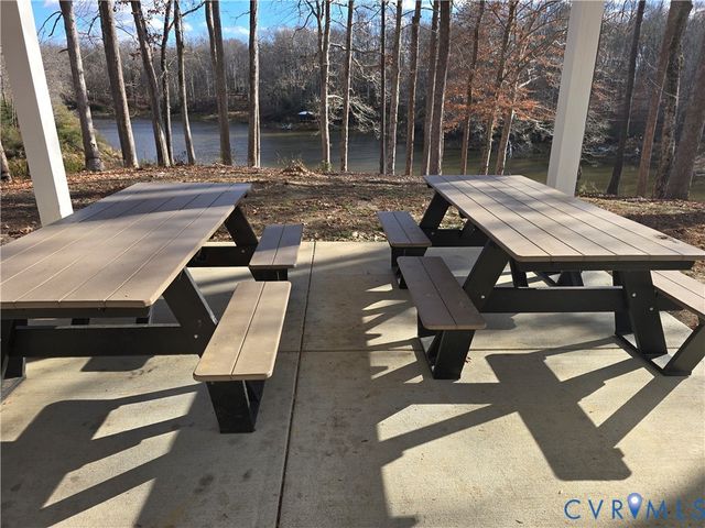 236 Central Pky, Aylett, VA 23009