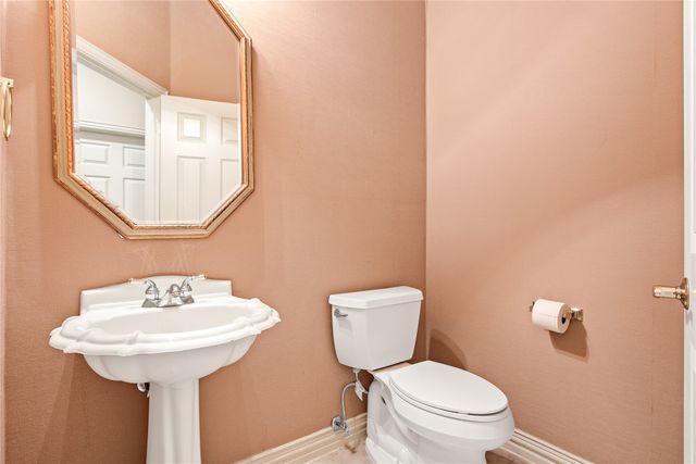 1614 Villa Court, Corinth, TX 76210