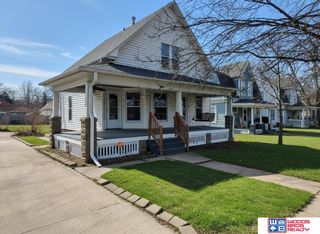 5035 Knox Street, Lincoln, NE 68504