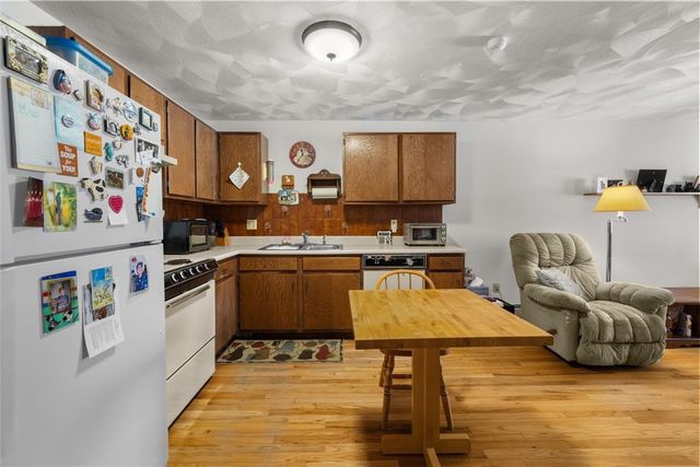 569 Smithfield Road 24, North Providence, RI 02904