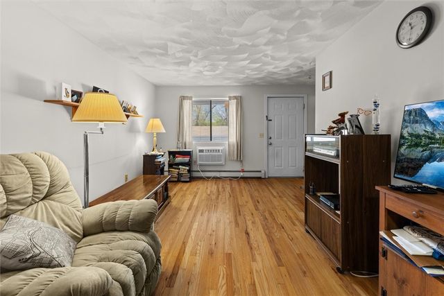569 Smithfield Road 24, North Providence, RI 02904
