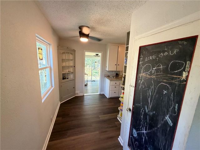 2619 N 46th Terrace, Kansas City, KS 66104