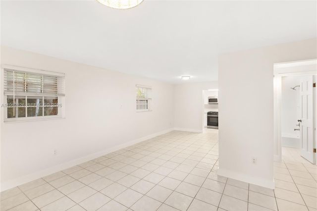 6365 SW 33rd St, Miami, FL 33155