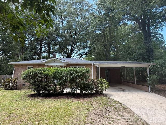 6009 Monteith Drive, Charlotte, NC 28213