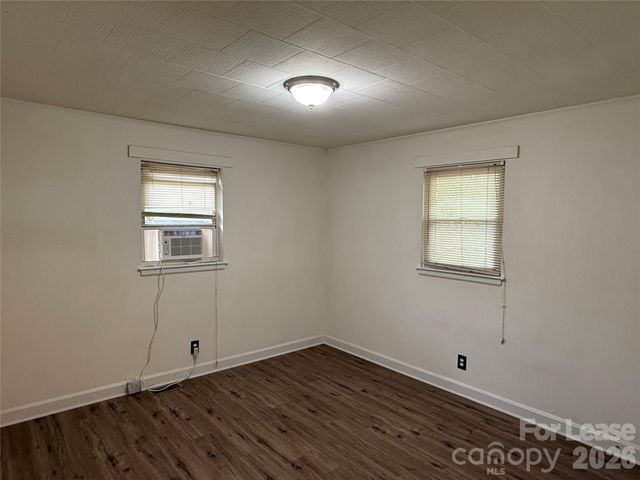 6009 Monteith Drive, Charlotte, NC 28213