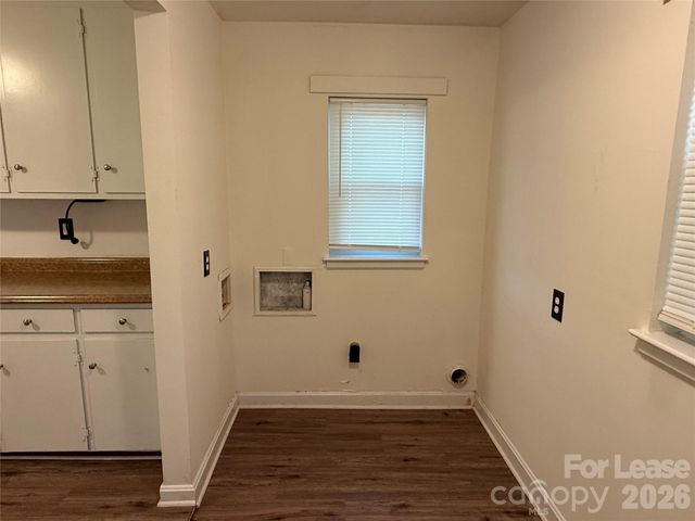 6009 Monteith Drive, Charlotte, NC 28213