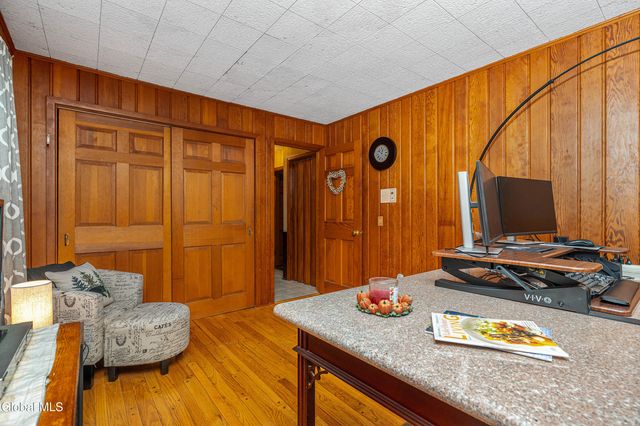 6 Glenkill Road, Brunswick, NY 12180