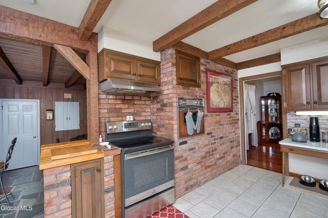 6 Glenkill Road, Brunswick, NY 12180