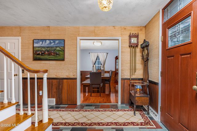 6 Glenkill Road, Brunswick, NY 12180