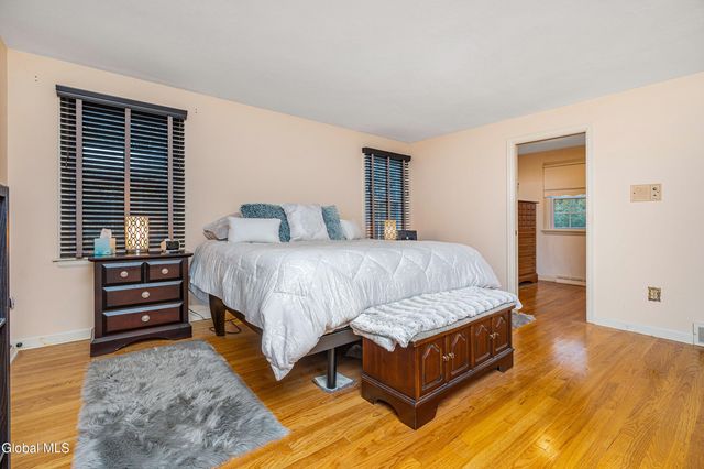 6 Glenkill Road, Brunswick, NY 12180