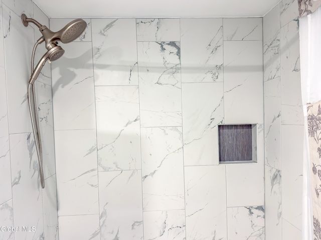 6 Glenkill Road, Brunswick, NY 12180