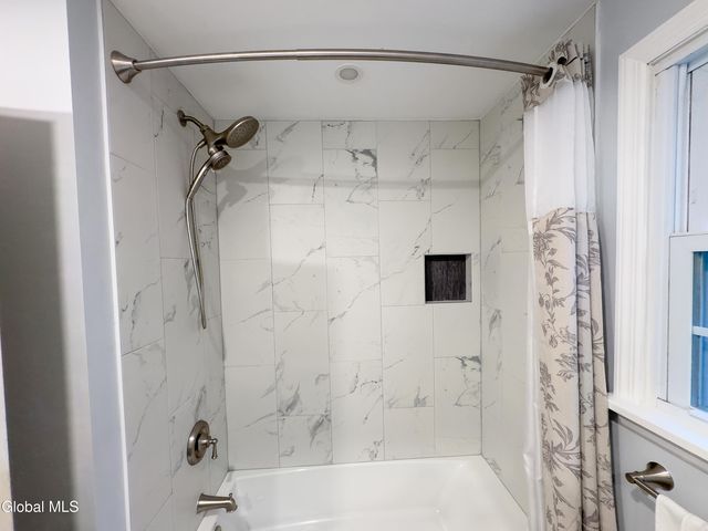 6 Glenkill Road, Brunswick, NY 12180