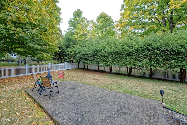 6 Glenkill Road, Brunswick, NY 12180