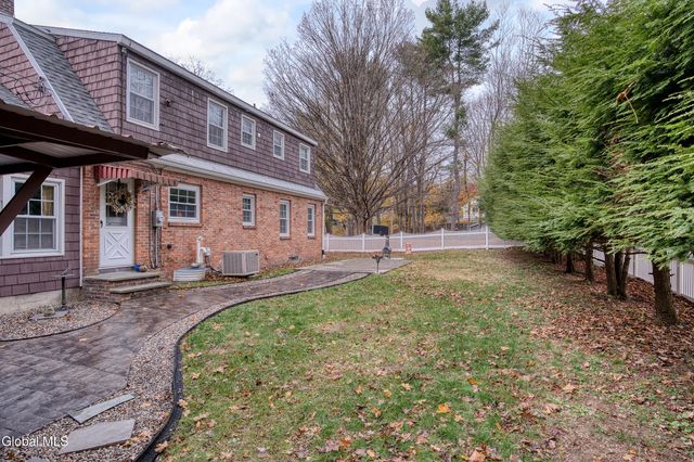 6 Glenkill Road, Brunswick, NY 12180