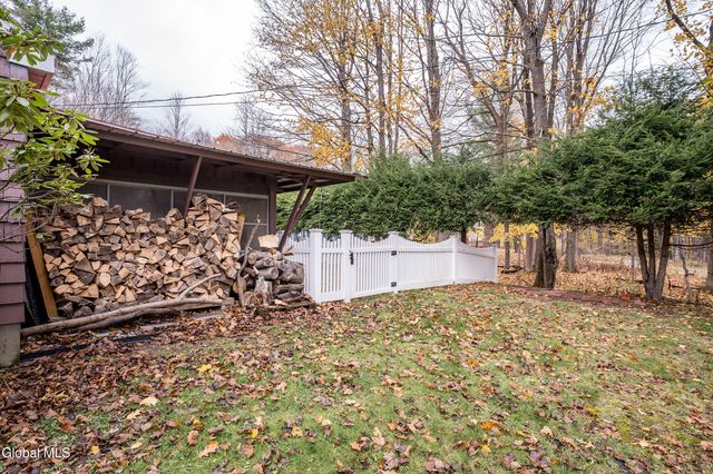 6 Glenkill Road, Brunswick, NY 12180