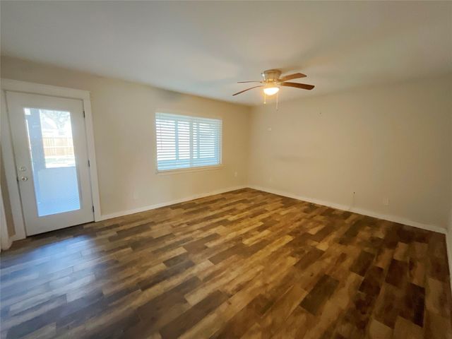 443 Bayou View Drive, El Lago, TX 77586