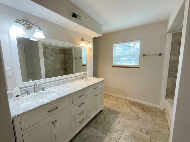 443 Bayou View Drive, El Lago, TX 77586