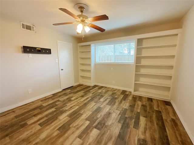 443 Bayou View Drive, El Lago, TX 77586