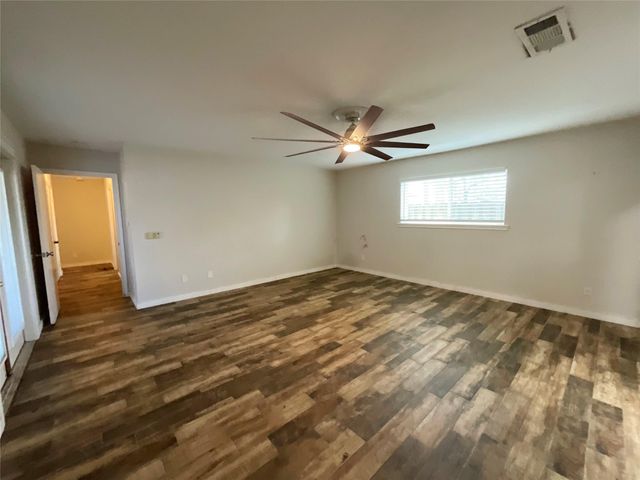 443 Bayou View Drive, El Lago, TX 77586