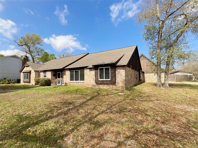 443 Bayou View Drive, El Lago, TX 77586