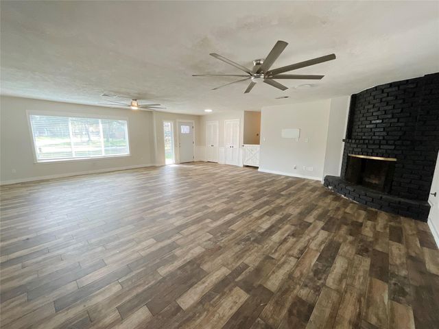 443 Bayou View Drive, El Lago, TX 77586