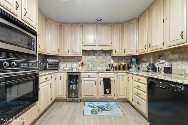 8820 Kailua Place, Diamondhead, MS 39525