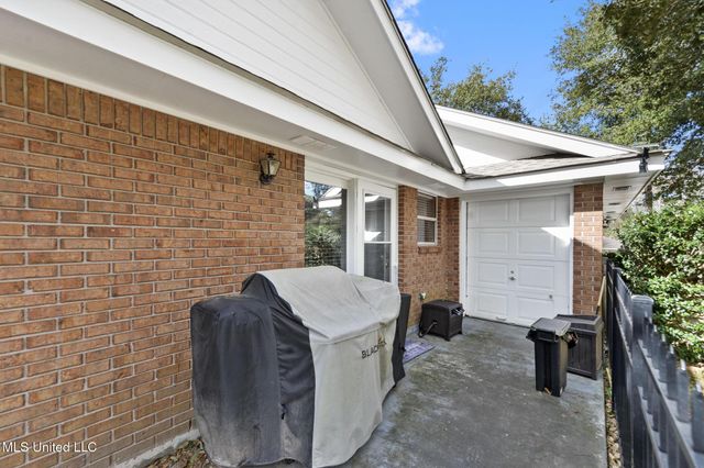 8820 Kailua Place, Diamondhead, MS 39525