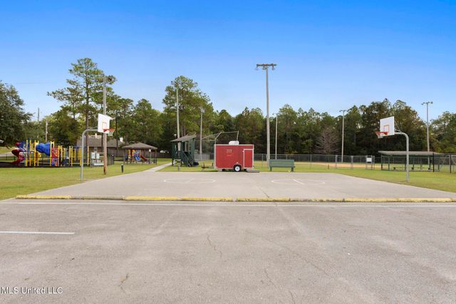 8820 Kailua Place, Diamondhead, MS 39525