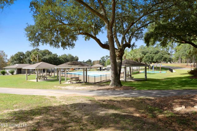 8820 Kailua Place, Diamondhead, MS 39525