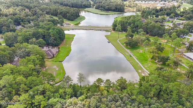 8820 Kailua Place, Diamondhead, MS 39525