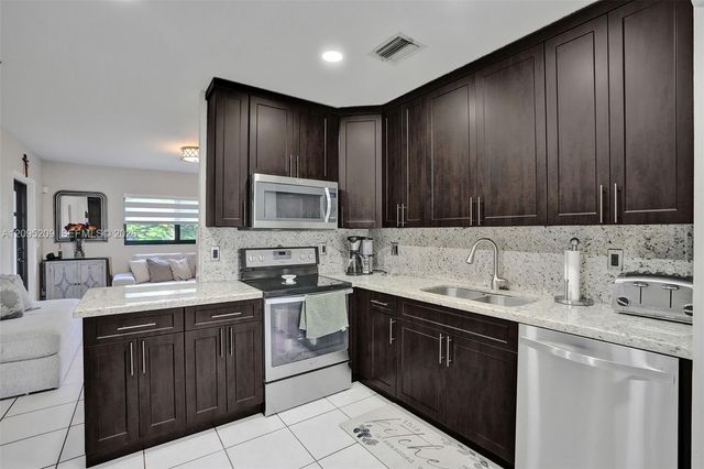 11540 SW 187th Street, Miami, FL 33157
