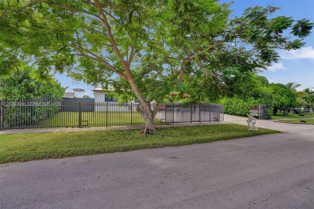 11540 SW 187th Street, Miami, FL 33157