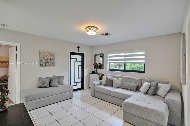 11540 SW 187th Street, Miami, FL 33157