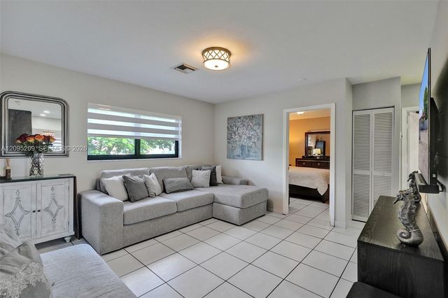 11540 SW 187th Street, Miami, FL 33157