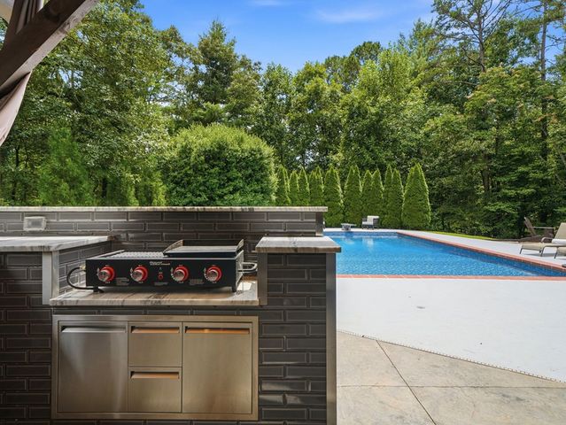 408 Sumner Lane, Ellijay, GA 30540