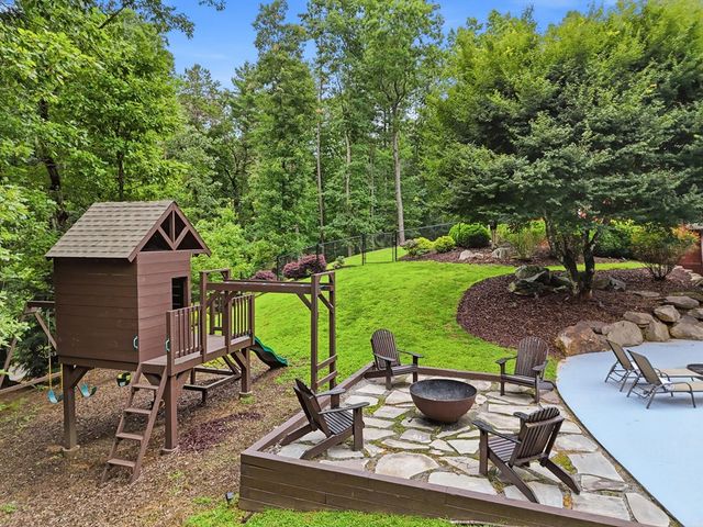 408 Sumner Lane, Ellijay, GA 30540