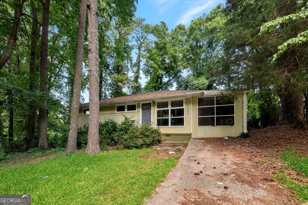 3063 Mckenzie Road, East Point, GA 30344