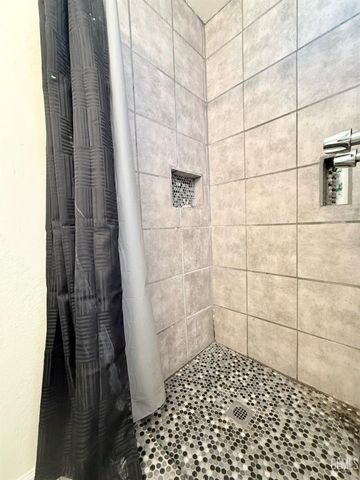 4205 Lantados Street, Bakersfield, CA 93307