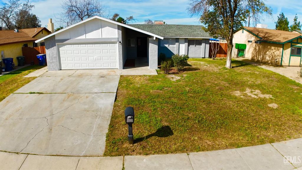 4205 Lantados Street, Bakersfield, CA 93307