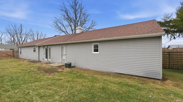 29 E Sunnydale Drive, Huntington, IN 46750