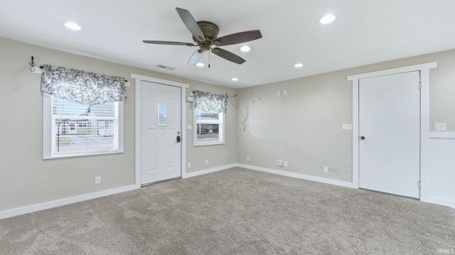 29 E Sunnydale Drive, Huntington, IN 46750