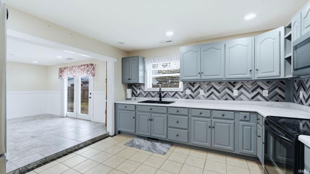 29 E Sunnydale Drive, Huntington, IN 46750