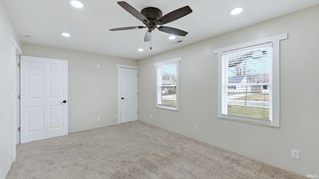 29 E Sunnydale Drive, Huntington, IN 46750