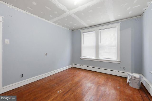136 E PROVIDENCE RD, Yeadon, PA 19050